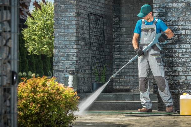 Best Gutter Cleaning  in Lawtey, FL